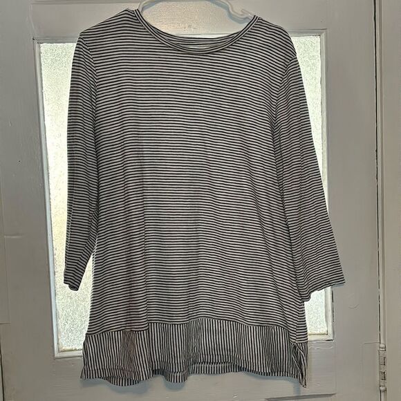 Lands End Women’s Black and White Striped 3/4 Length Sleeves Size Large - Picture 1 of 5